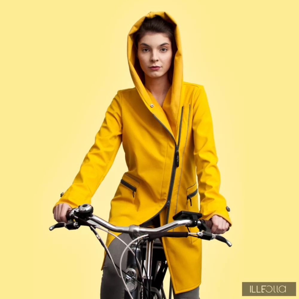 Ille Olla Yellow Rain Coat inside Fleece -like New